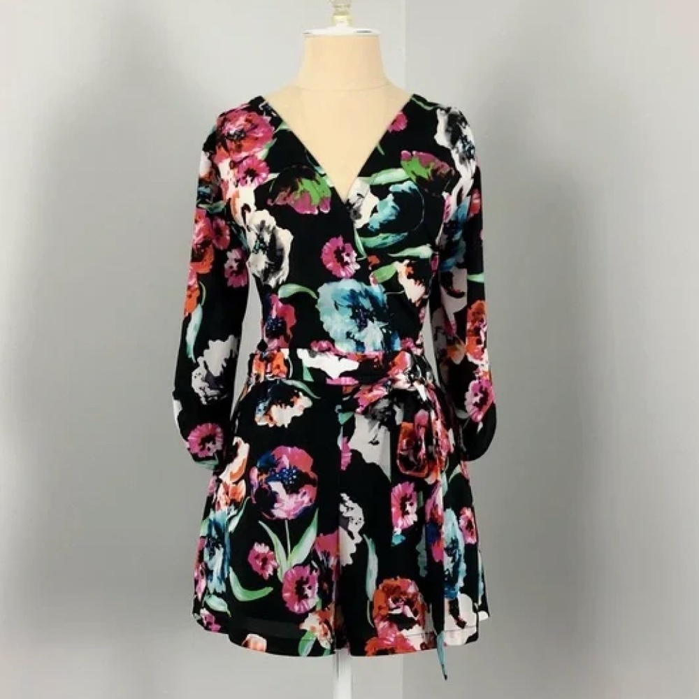 Woman's Silk Yumi Kim Romper Size Small
